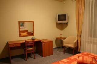 Отель Motel Paradise Вильнюс Двухместный номер с 2 отдельными кроватями-4