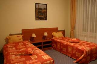 Отель Motel Paradise Вильнюс Двухместный номер с 2 отдельными кроватями-2